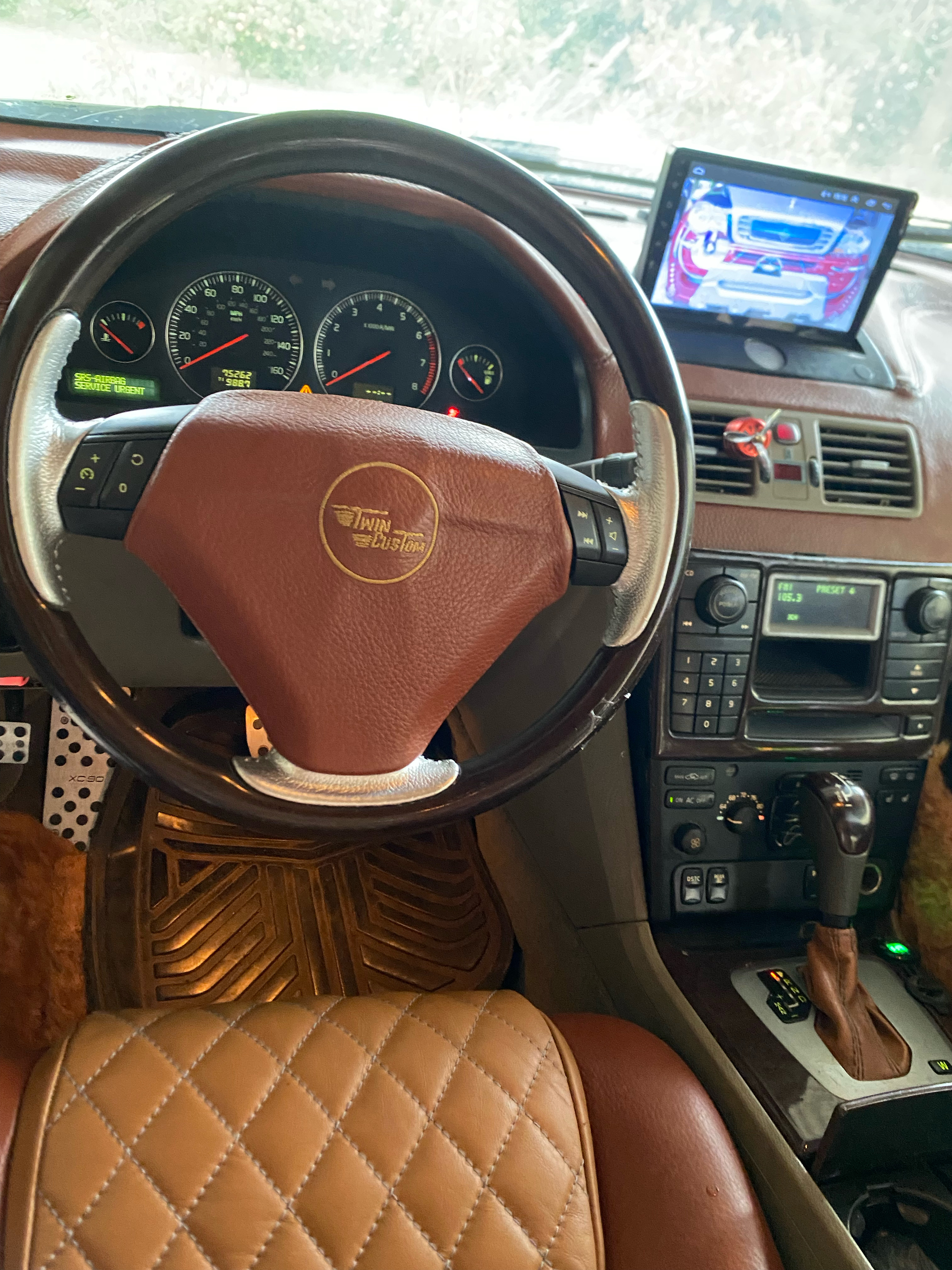 TwinCustom